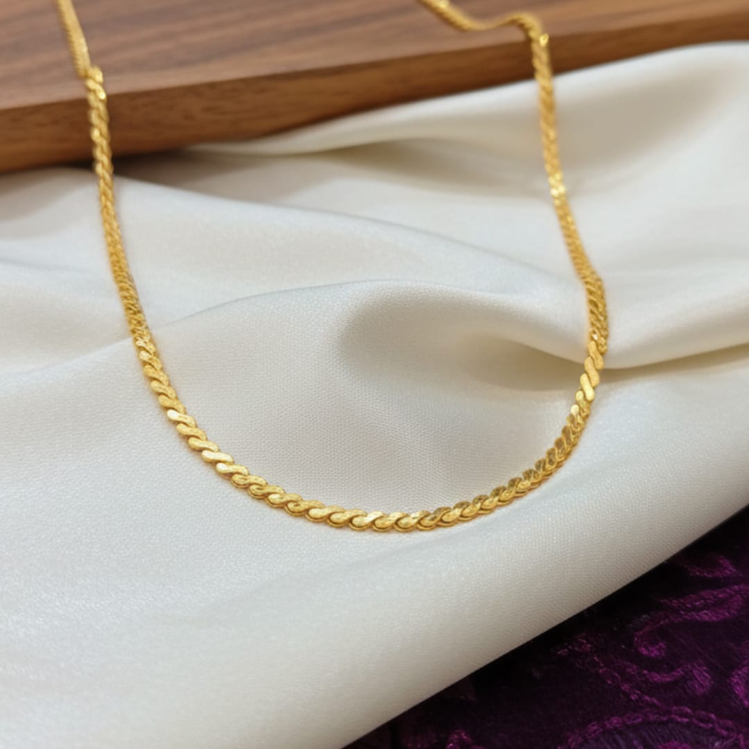 Micro Gold Twisted Scale Chain