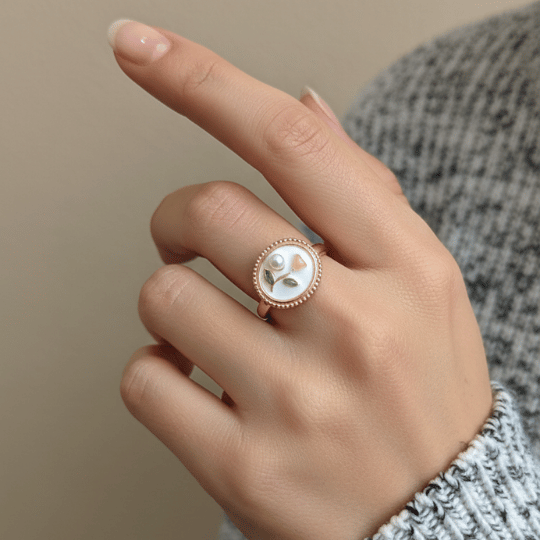 White Enamel Pearls Leaf Ring