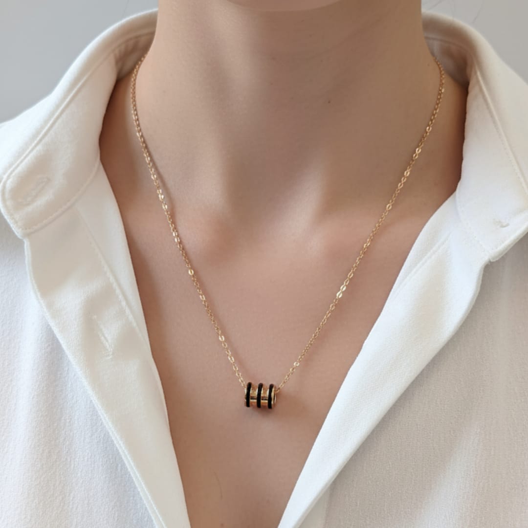 Anti-Tarnish Gold Triple Ring Barrel Pendant Chain
