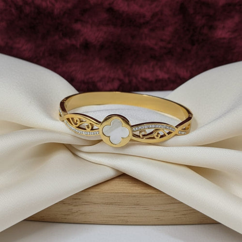 Clover Blossom Gold-Tone Bangle