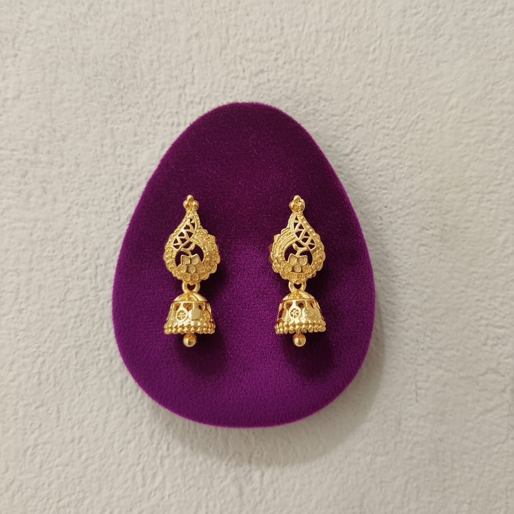 Hiranya Gold Taar Jhumka Earrings