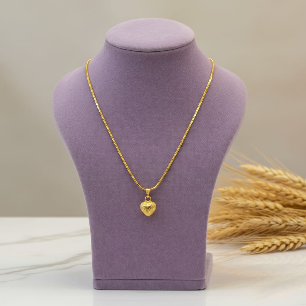 Puffy Heart Micro Gold Pendant Chain