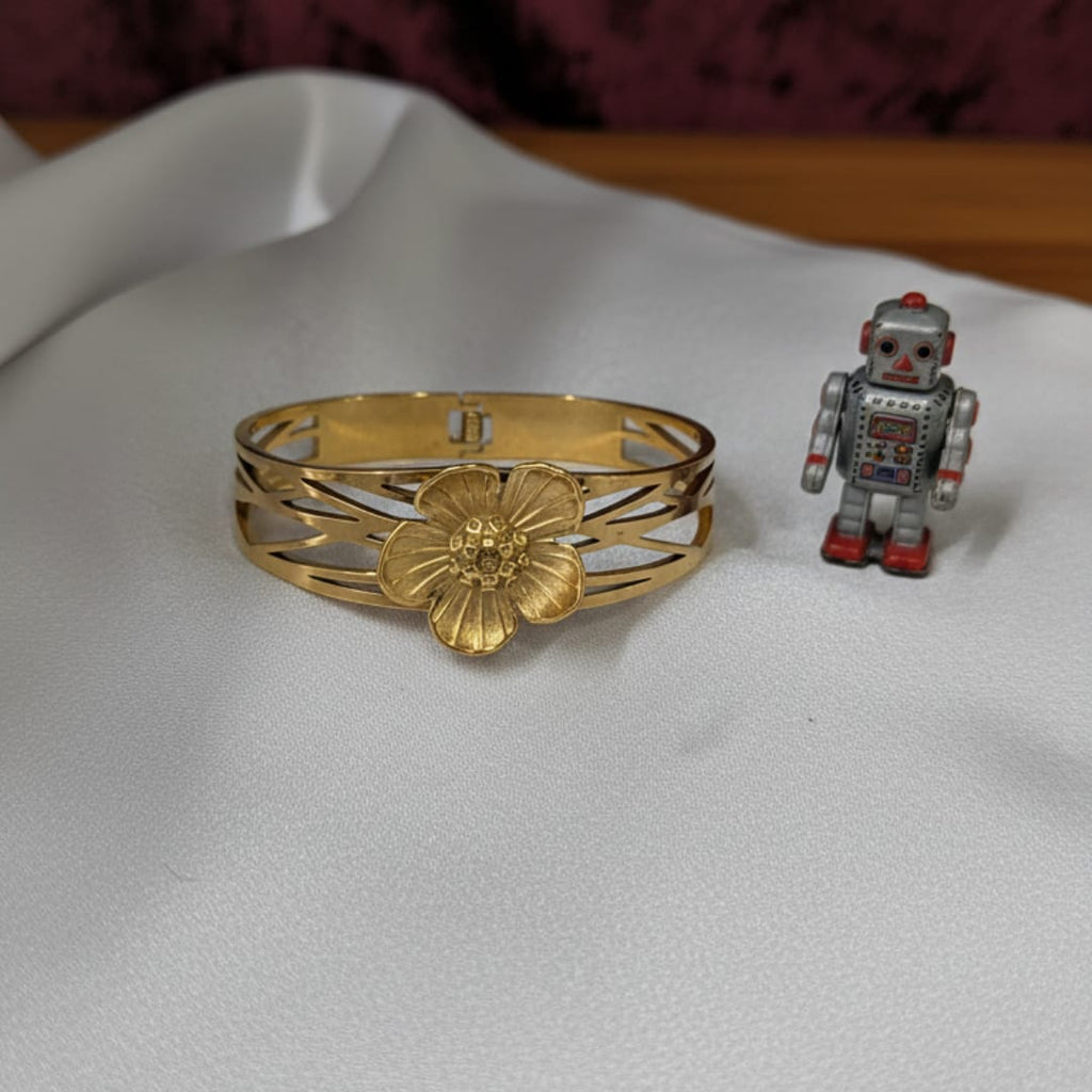 Gold Open Lattice Floral Cuff Bangle