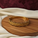 Gold Floral Lattice Bangle