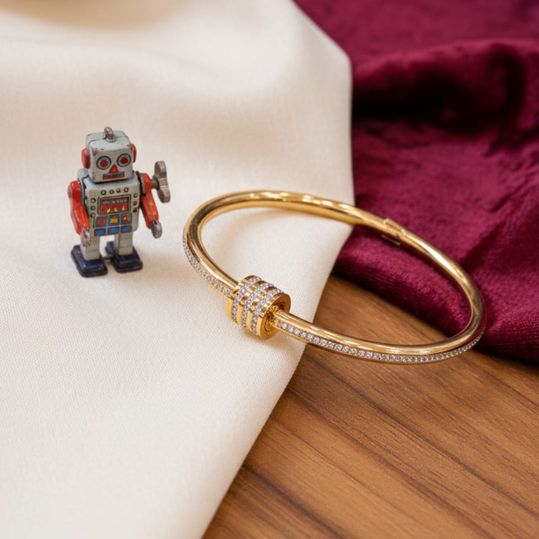 Gold Barrel Clasp Diamond Bangle