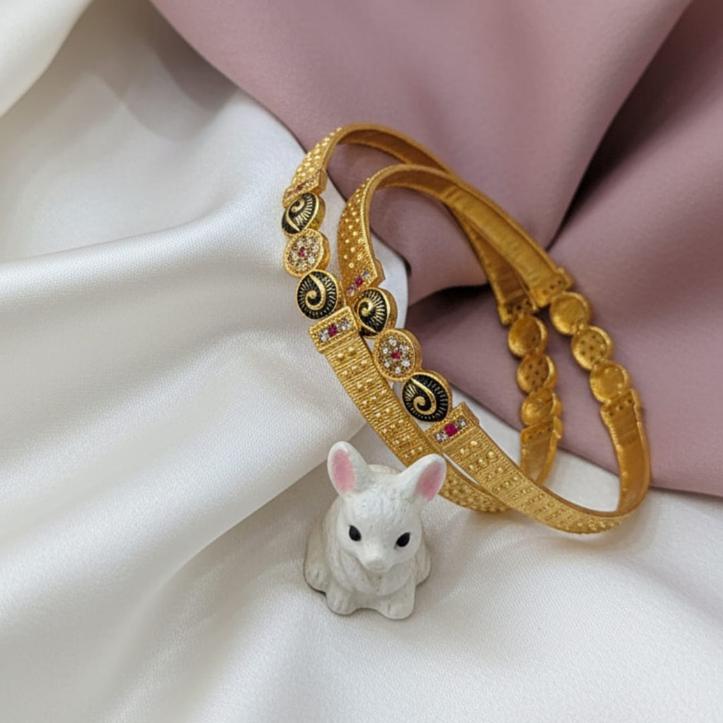 Graceful Matte Saber Bangles for Daily Glows
