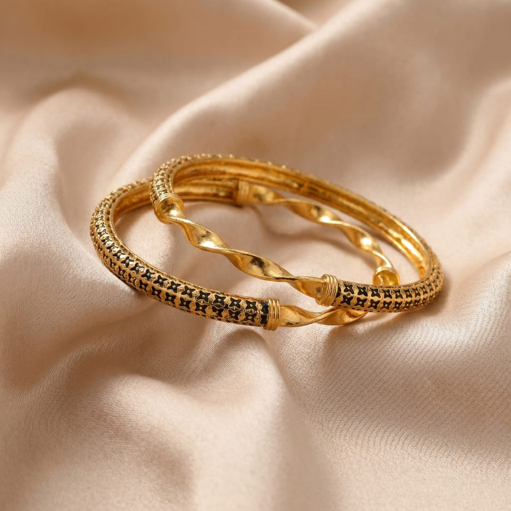 Dailywear Matt Sarpni Bangle — Antique Textured