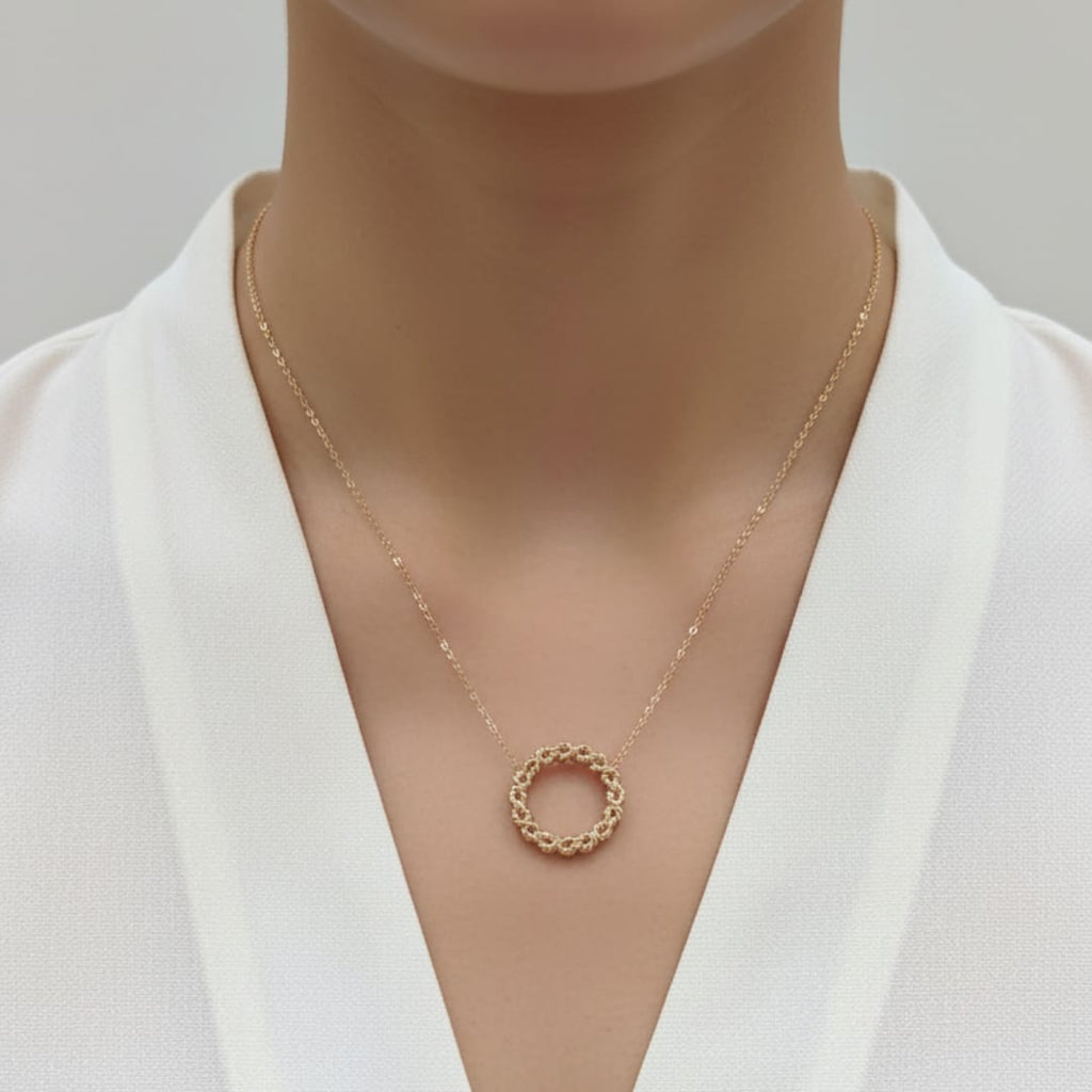 Imported Luxe Stainless Steel Twisted Circle Pendant Chain