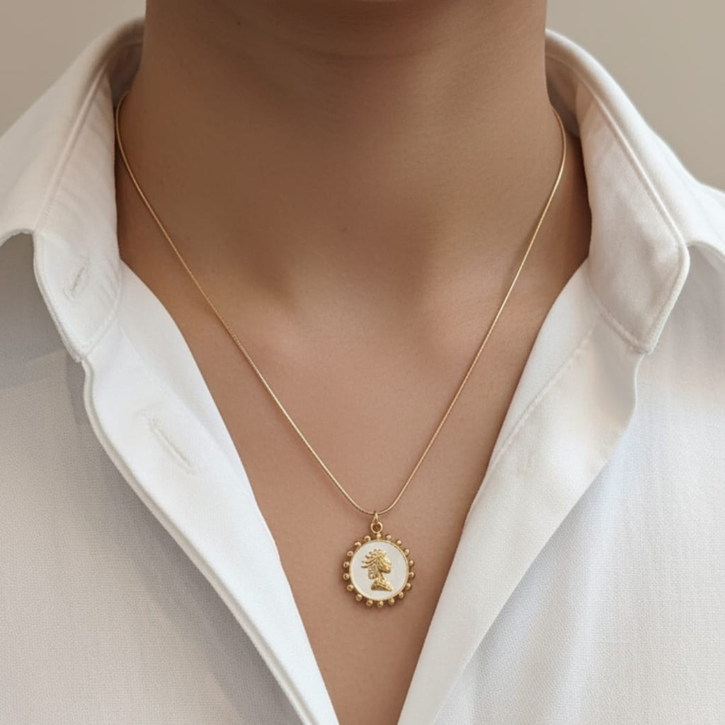 Premium Anti-Tarnish queen Steel Pendant Chain
