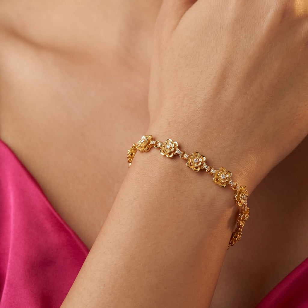 Micro Gold Forming Open Clover Bracelet