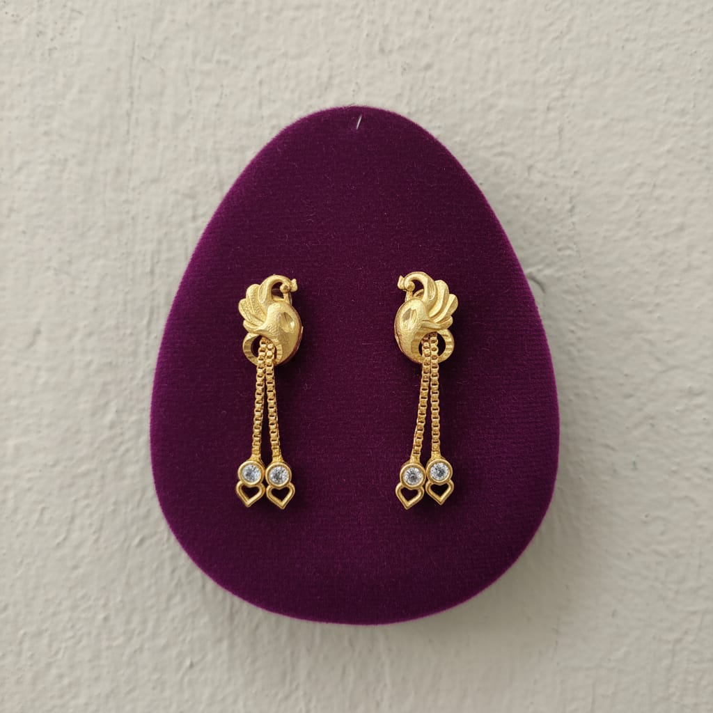 Yugal Hans Swan Chain Tassel Drop Earrings